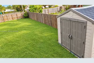 2343 McKinley St, Hollywood, FL 33020 - Photo 3