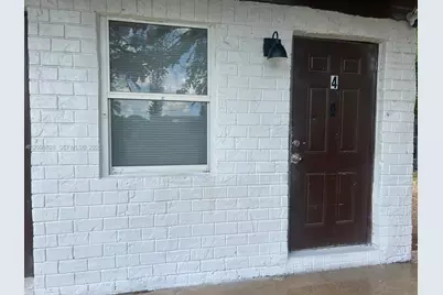 845 SW 6th St #4, Homestead, FL 33030 - Photo 1