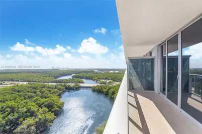 16385 Biscayne Blvd #2017, North Miami Beach, FL 33160 - Photo 21