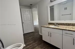 230 SW 117th Terrace, Pembroke Pines, FL 33025 - Photo 15