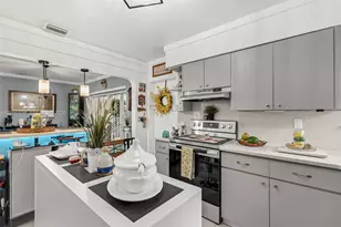 4340 W 5th Ave, Hialeah, FL 33012 - Photo 11