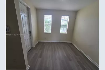 2853 SE 1st Dr #6, Homestead, FL 33033 - Photo 3