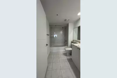 18800 NE 29th Ave #1023, Aventura, FL 33180 - Photo 17