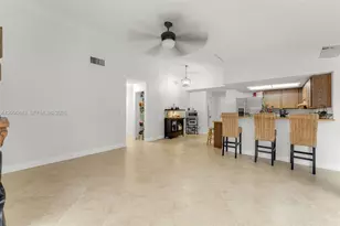 13711 SW 108th St, Miami, FL 33186 - Photo 9