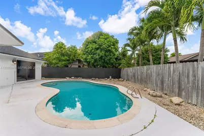 13711 SW 108th St, Miami, FL 33186 - Photo 23