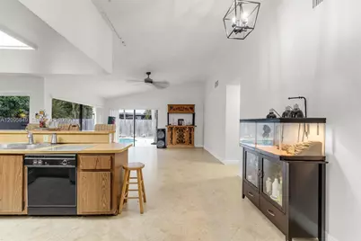 13711 SW 108th St, Miami, FL 33186 - Photo 11