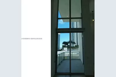 300 S Biscayne Blvd #Loft 1034, Miami, FL 33131 - Photo 19