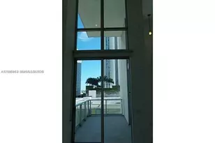 300 S Biscayne Blvd, Miami, FL 33131 - Photo 19