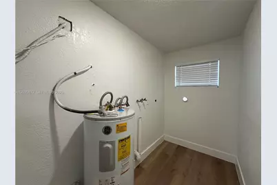 124 NW 2nd Ave #A, Hallandale Beach, FL 33009 - Photo 25