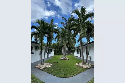 124 NW 2nd Ave #A, Hallandale Beach, FL 33009 - Photo 27