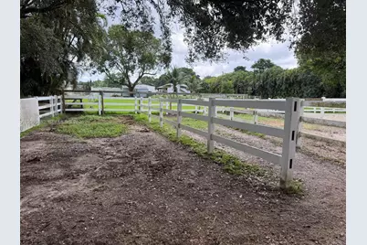 4830 SW 196th Ln, Southwest Ranches, FL 33332 - Photo 25