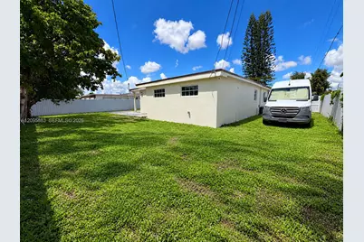 710 NW 176th Ter, Miami Gardens, FL 33169 - Photo 35