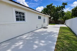 710 NW 176th Terrace, Miami Gardens, FL 33169 - Photo 31