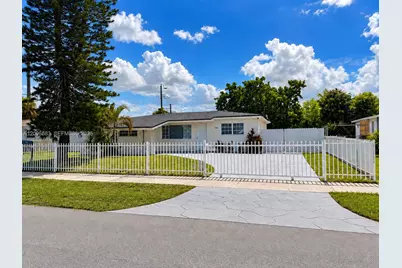 710 NW 176th Ter, Miami Gardens, FL 33169 - Photo 1