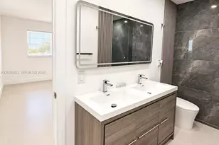 710 NW 176th Terrace, Miami Gardens, FL 33169 - Photo 11