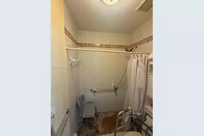 12642 SW 221st St, Miami, FL 33170 - Photo 7