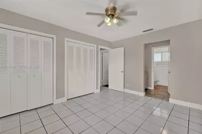 2610 SW 108th Ave, Miami, FL 33165 - Photo 15