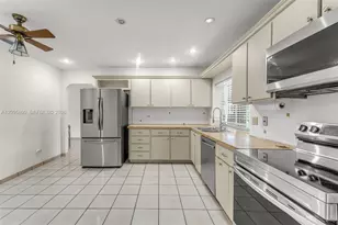 1820 SW 102nd Ave, Miami, FL 33165 - Photo 9