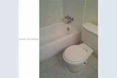 1801 S Treasure Dr #419, North Bay Village, FL 33141 - Photo 5