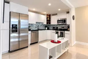 19370 Collins Ave, Sunny Isles Beach, FL 33160 - Photo 5