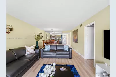 9820 S Hollybrook Lake Dr #208, Pembroke Pines, FL 33025 - Photo 19
