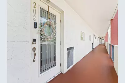 9820 S Hollybrook Lake Dr #208, Pembroke Pines, FL 33025 - Photo 23