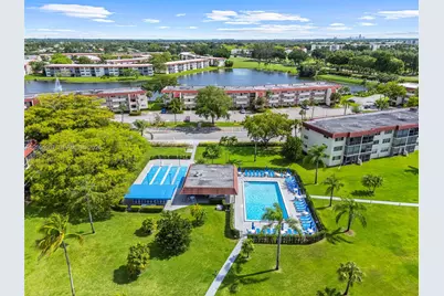 9820 S Hollybrook Lake Dr #208, Pembroke Pines, FL 33025 - Photo 31