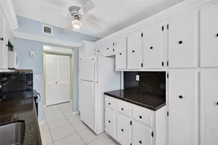 1833 S Ocean Dr, Hallandale Beach, FL 33009 - Photo 31