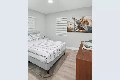 331 W 40th Pl, Hialeah, FL 33012 - Photo 33