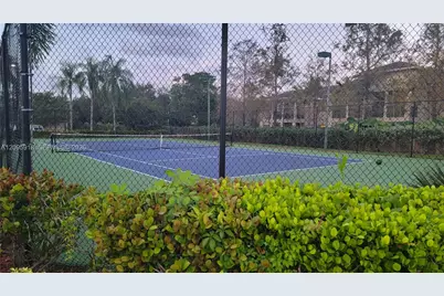 5001 Wiles Rd #207, Coconut Creek, FL 33073 - Photo 13