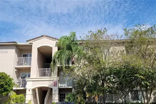 5001 Wiles Rd, Coconut Creek, FL 33073 - Photo 5