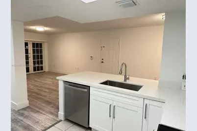 5001 Wiles Rd #207, Coconut Creek, FL 33073 - Photo 7