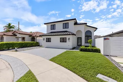 1140 SW 85th Ct, Miami, FL 33144 - Photo 1