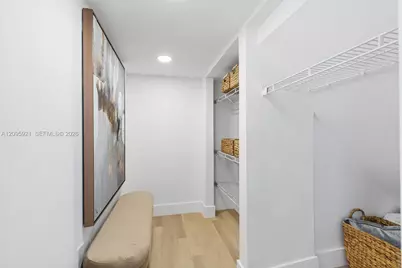1140 SW 85th Ct, Miami, FL 33144 - Photo 5