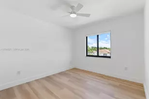 1140 SW 85th Ct, Miami, FL 33144 - Photo 17