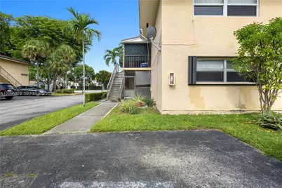 15619 SW 73rd Cir Ter #10-9, Miami, FL 33193 - Photo 11