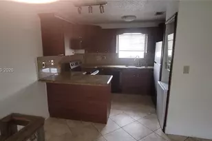 3254 W 70th St, Hialeah, FL 33018 - Photo 5