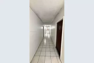 3640 NW 9th St #405, Miami, FL 33125 - Photo 5