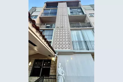 3640 NW 9th St #405, Miami, FL 33125 - Photo 13