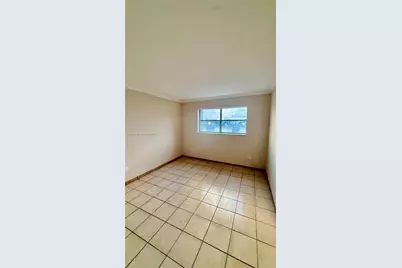 3640 NW 9th St #405, Miami, FL 33125 - Photo 15