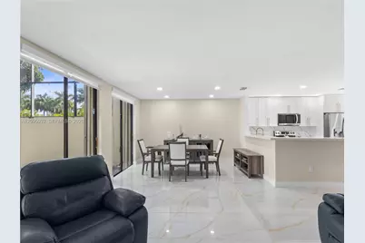 3325 Torremolinos Ave #C-44, Doral, FL 33178 - Photo 17