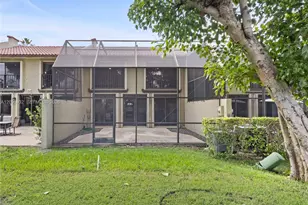 3325 Torremolinos Ave, Doral, FL 33178 - Photo 31