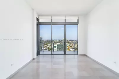 68 SE 6th St #4006, Miami, FL 33131 - Photo 7