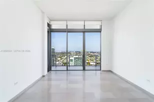 68 SE 6th St, Miami, FL 33131 - Photo 7