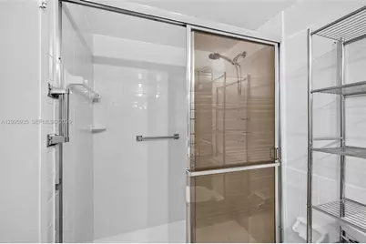 1000 Parkview Dr #715, Hallandale Beach, FL 33009 - Photo 37