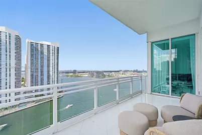 900 Brickell Key Blvd #1901, Miami, FL 33131 - Photo 39