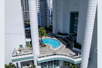 900 Brickell Key Blvd #1901, Miami, FL 33131 - Photo 47