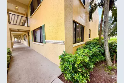 110 Meadows Cir #110, Boynton Beach, FL 33436 - Photo 21