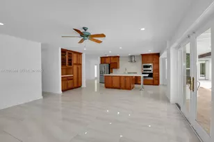 13840 SW 74th Ave, Palmetto Bay, FL 33158 - Photo 7