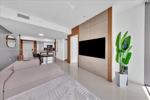 92 SW 3rd St, Miami, FL 33130 - Photo 11